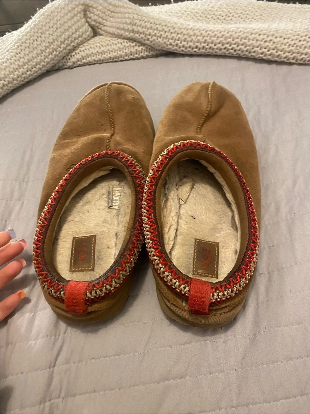 UGG Kids Chestnut Suede Slip-On Slippers with Red Trim